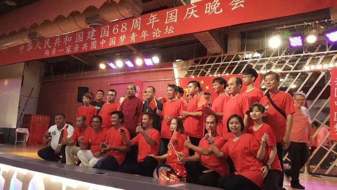 10年前，湖南38岁女教师，倒追65岁环卫工，如今过得怎样？